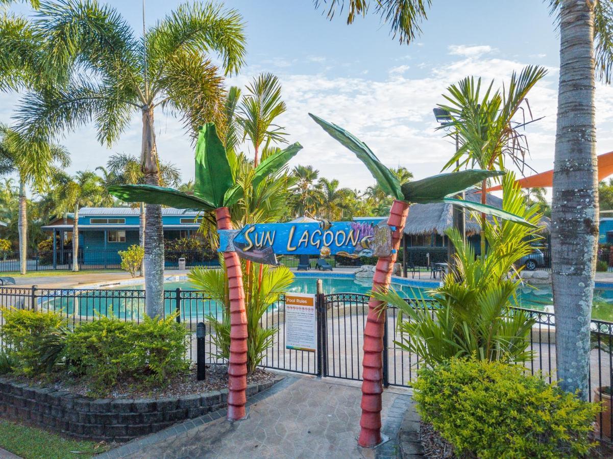 Ingenia Holidays Cairns Coconut 外观 照片 The entrance to the lagoon